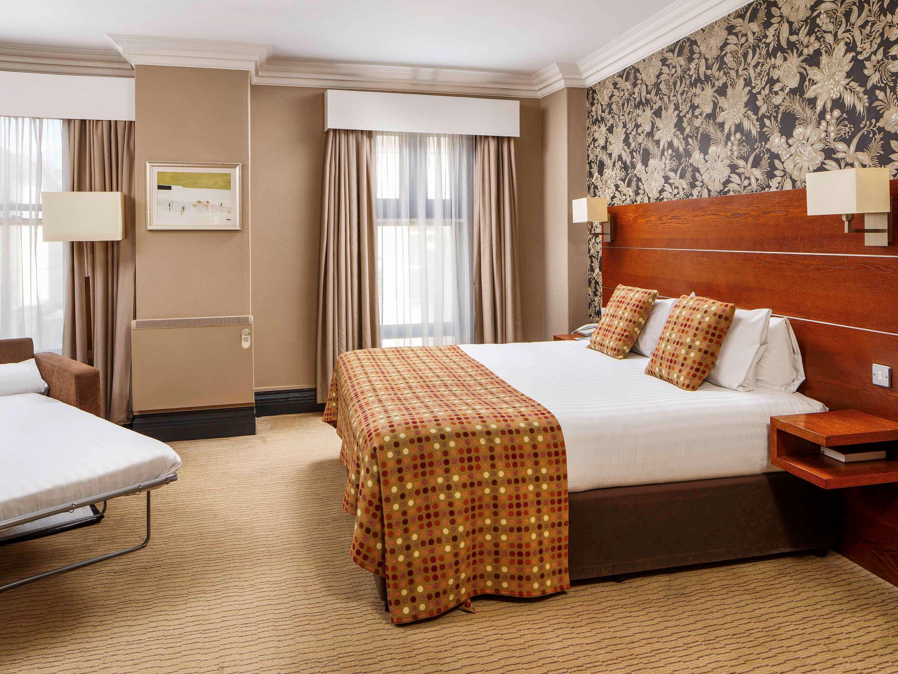 Mercure Bradford, Bankfield Hotel Bagian luar foto